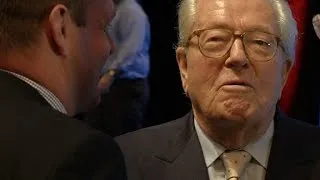 Dans une interview, Jean-Marie Le Pen défend Pétain et relance la polémique