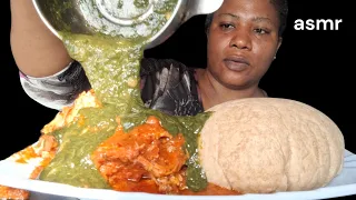 African food mukbang/ amala and ewedu soup with chicken and tomatoes stew 😋