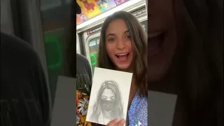 Surprising strangers with their own portrait drawing! WOW!