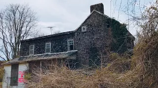 SAD Abandoned HOUSE w/ Family picture left & hundreds of VHS tapes EVERYTHING LEFT BEHIND