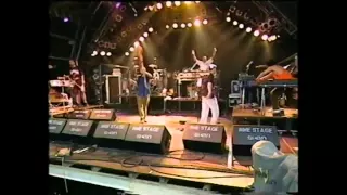 Beastie Boys - Heart Attack Man / Sabotage (Glasto 1994)