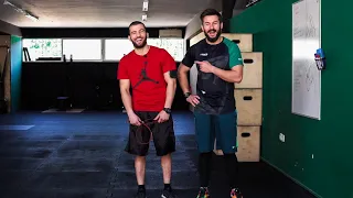 Ο Coach πυγμαχίας του Rhino Works μας μαθαίνει Σχοινάκι, Jump Rope Tutorial