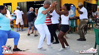 Así se baila BACHATA en el Batey 😲 [Rodolfo y Miguela], República Dominicana, Robin Cariño-Abusadora