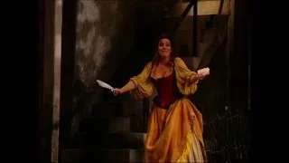 Annika Tõnuri sings "Una voce poco fa" from "I barbieri di Siviglia"