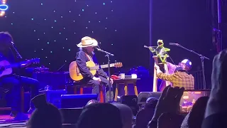 Willie Nelson and Kermit The Frog, A Rainbow Connection, live at Luck Reunion 2024 @WillieNelson