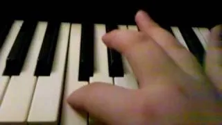 How to play uhn tiss uhn tiss uhn tiss on piano