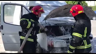 У Шепетівці на Старокостянтинівському шосе палав вантажний бус