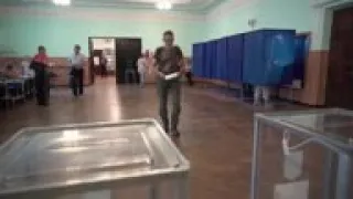 Polls open in Ukraine parliamentary election