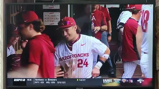 Recap of Arkansas Center Fielder Faking Out Florida Base Runners