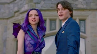 Descendants 3 - Mal Worries About Uma | Clip #2