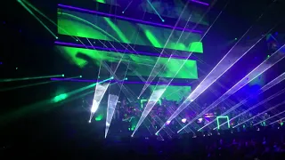 Pete Tong & The Heritage Orchestra play Insomnia by Faithless, Ibiza Classics Live @ The O2