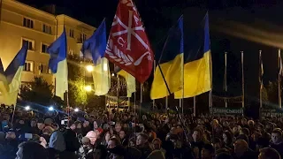 Под Офисом Президента в Киеве собирается акция против разведения войск на Донбассе