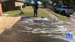 Pressure Washing Really Filthy Driveway (crazy result)