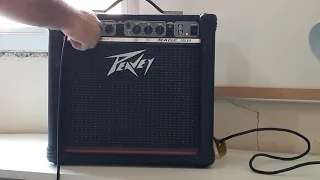 Review do Peavey Rage 158