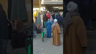 #صوت_البحيرة | زحام شديد على منافذ التموين بمركز المحمودية لمحاولة الحصول على السكر