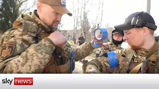 Ukraine War: Volunteers gear up for combat