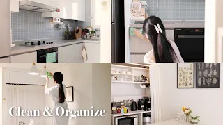 Simple and tidy home cleaning and organizing collection | Clean & Organize with me