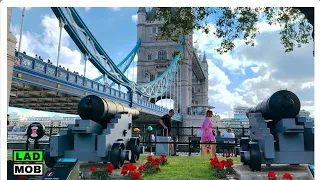 London's Best Walking Tour-Tower of London to Covent Garden to Piccadilly Circus | 4K Binaural Sound