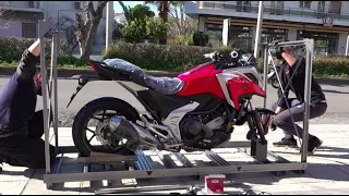 unboxing the new 2022 HONDA NC750