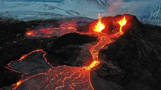 Iceland Volcano eruption offers the most beautiful show | Lava Show..!!