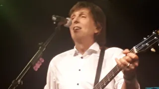 Live and Let Die with Tony Kishman as Paul McCartney - Good Day Sunshine