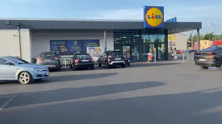 Lidl Supermarket in Częstochowa city Poland 🇵🇱 | Lidl Polska | 4k Video