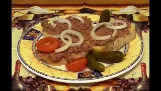 Reh Sahne Leberwurst mit Preiselbeeren. Schritt für Schritt mit Rezept.