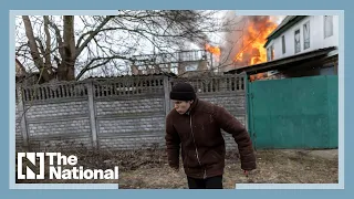 Heavy Russian shelling in the Ukrainian city of Irpin forces residents to flee