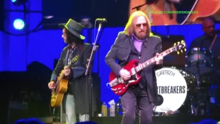 TOM PETTY & THE HEARTBREAKERS LIVE AT PRUDENTIAL CENTER NJ JUNE 2017