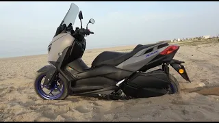 YAMAHA XMAX 300 test in the sand