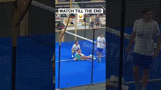 Una buena pregunta 😂 #padelreview #padel #padeladdict #pregunta #padeltime #funny #padelvideos