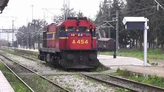 A454 (MLW MX627) at Oinoi station / Greece