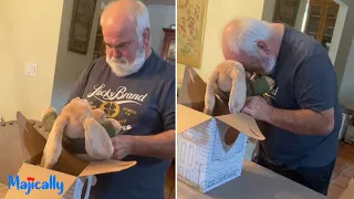 Daughter gives her dad the gift of a Build-A-Bear with late wife's recording inside