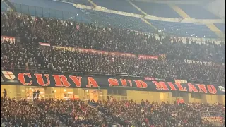 La Curva Sud Milano durante Milan-Torino