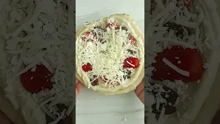 Have you ever tried making pizza with hummus?