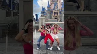 GIOVANNA ALPARONE FAZ DANCINHA COM JESSI E BRENDA!