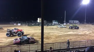 Monster Trucks Racing