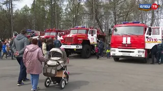 Выставка техники, награждение и концерт: елецкие пожарные отметили свой профессиональный праздник