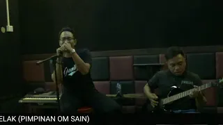 Live Malam Mingguan bersama D'Sain Band Melak.