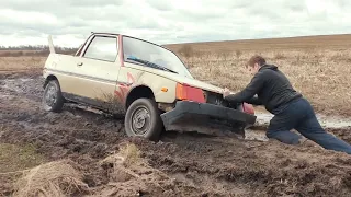 Безумие и отвага!!! Легковой автомобиль Таврия на бездорожье!!!