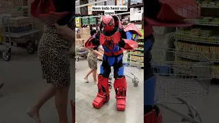 Homem aranha robô