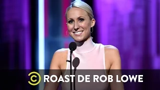 Nikki Glaser - Roast de Rob Lowe