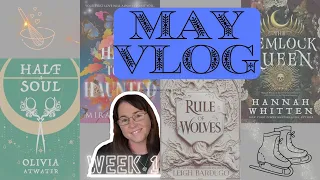 Weekly Vlog #1//4 Books & Banana Bread!