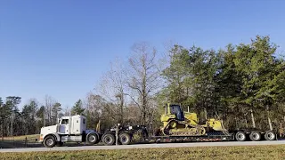 How to unload a CAT D6N