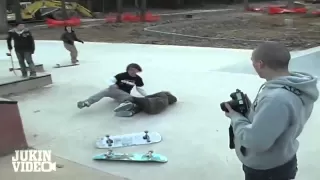 Skater Smashes Into Kid at the Skate Park