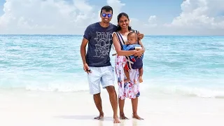 Swimming with Turtles | Maldives Sandbank - EP9