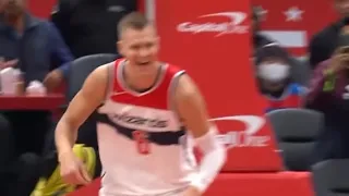 Kristaps Porzingis 1st Bucket as a Wizard 🧙‍♂️