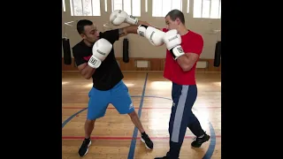 Самая простая защита от двойки  #бокс #урокибокса #boxing