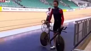 Sir Bradley Wiggins Attempts To Set World Record