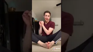 “I can turn my self into a wolf” Tiktok SUPER CRINGE